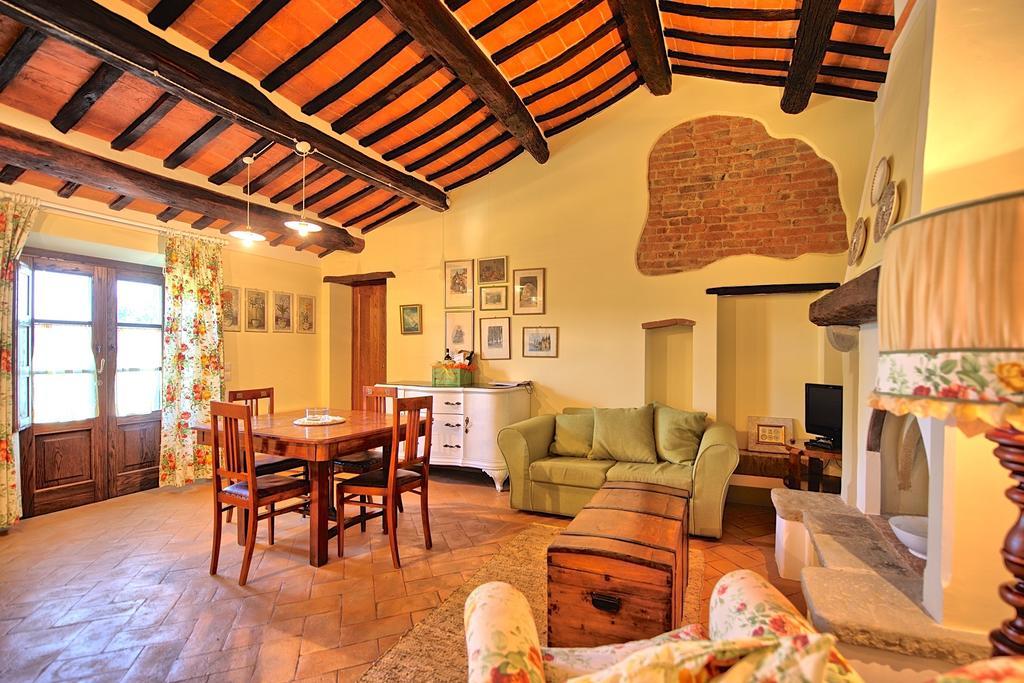 Romina By Posarellivillas Valiano Room photo