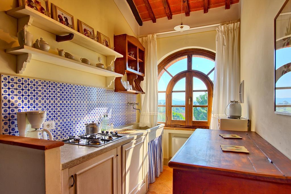 Romina By Posarellivillas Valiano Room photo