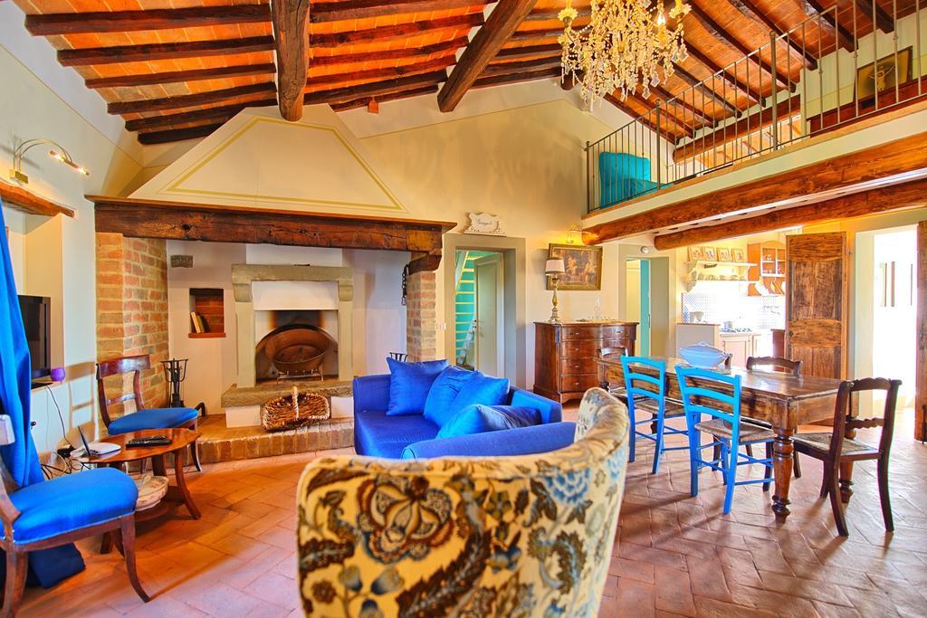 Romina By Posarellivillas Valiano Room photo